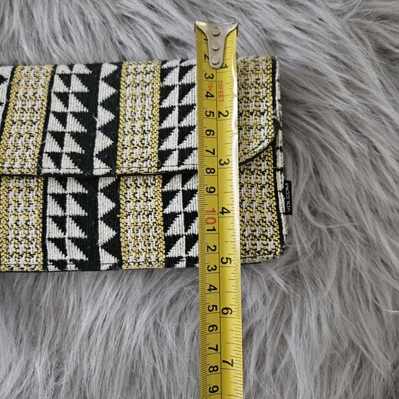 Volcom Triangle Sequence Knit Womens Wallet - Picture 7 of 7